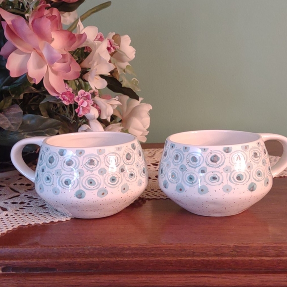 Anthropology Concentric Circle Mugs - Picture 2 of 7